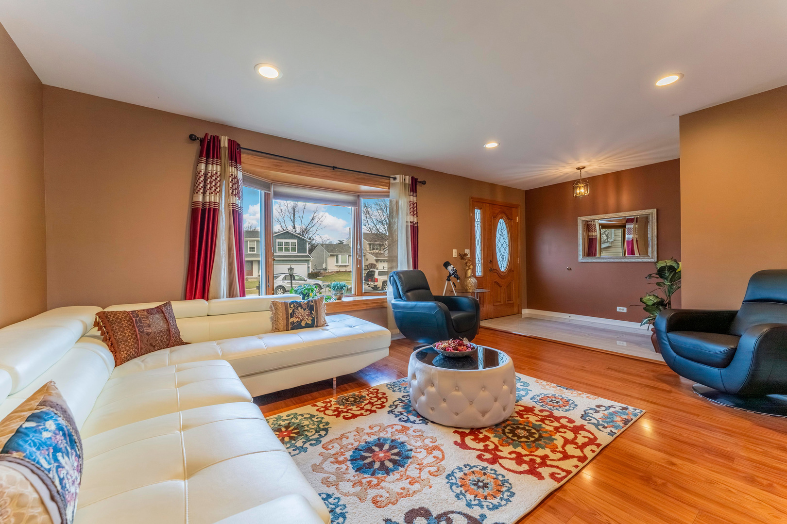 1031 W Shedron Way, Lombard, IL 60148