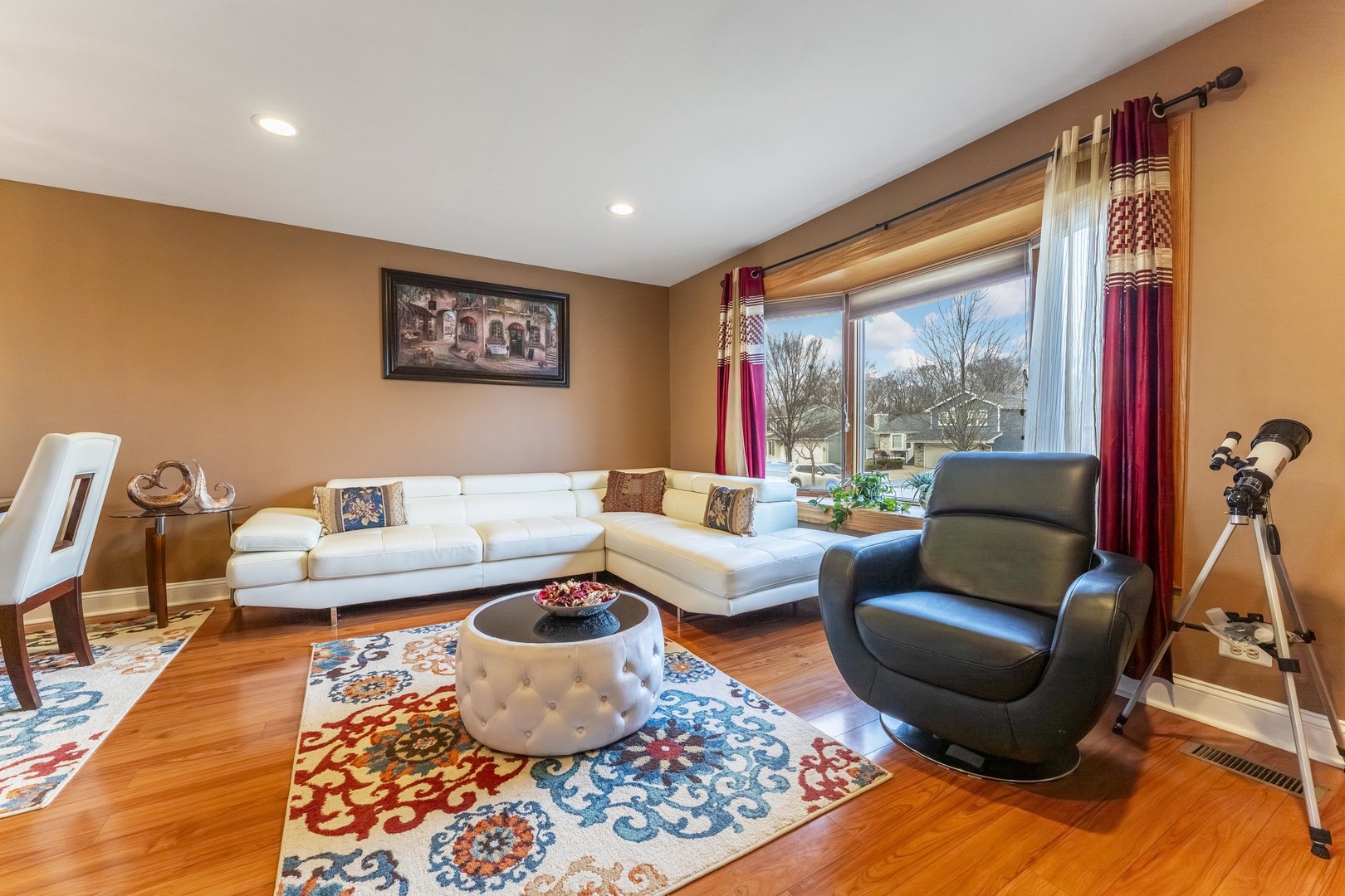 1031 W Shedron Way, Lombard, IL 60148