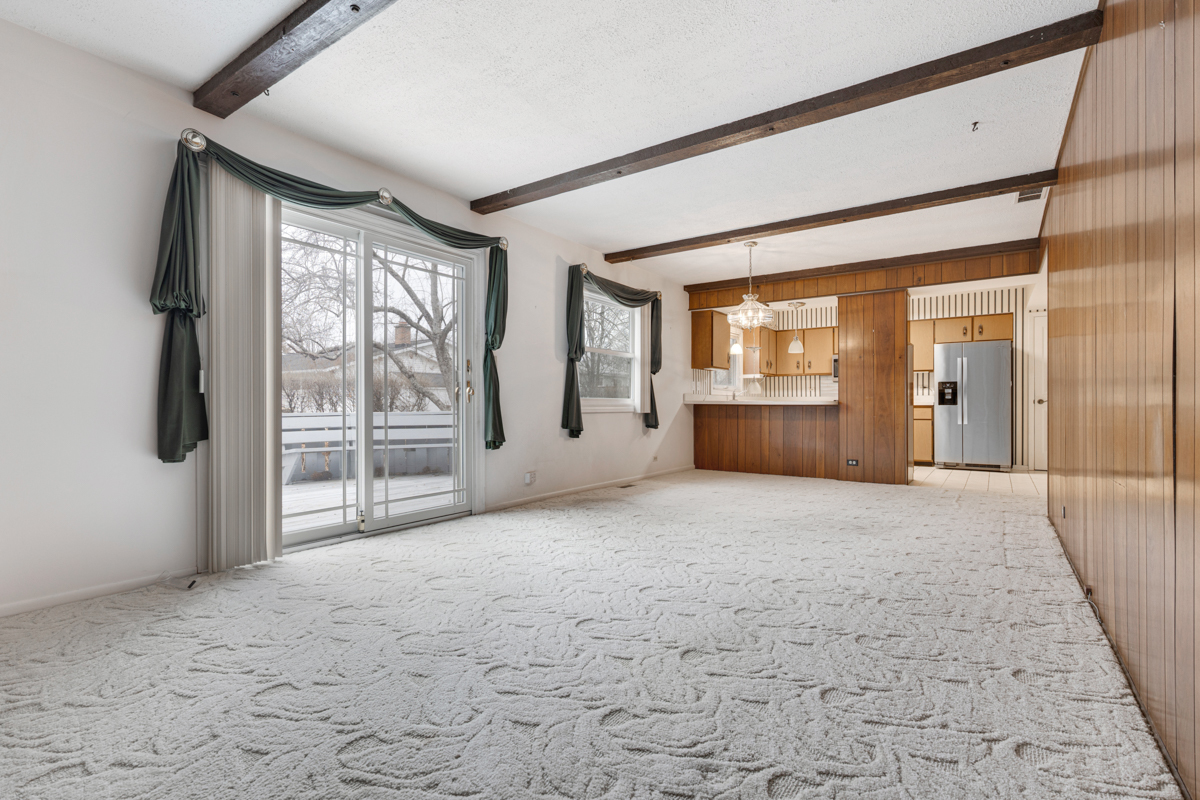 197 Smethwick Road, Elk Grove Village, IL 60007