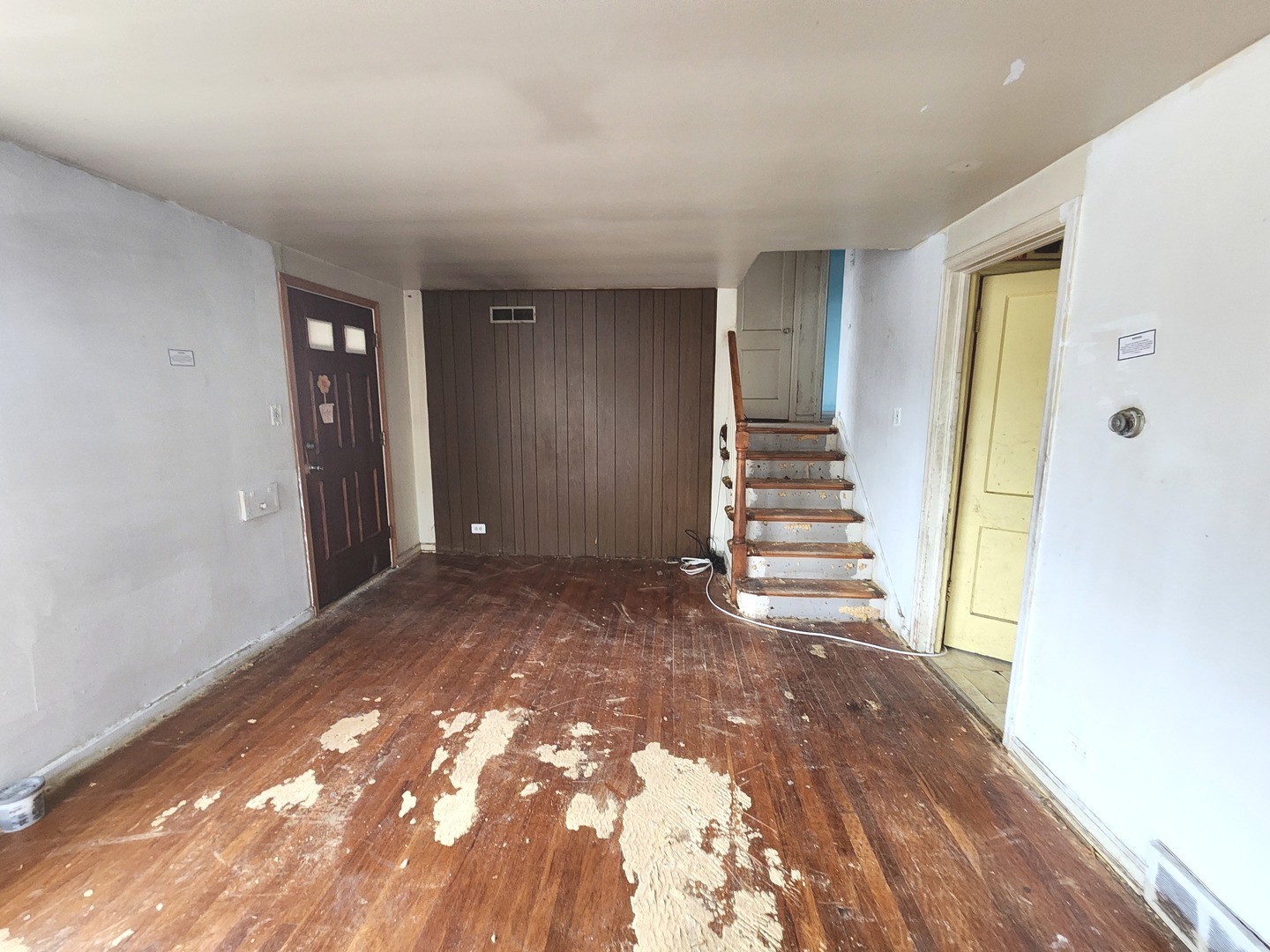 9731 S Brennan Avenue, Chicago, IL 60617