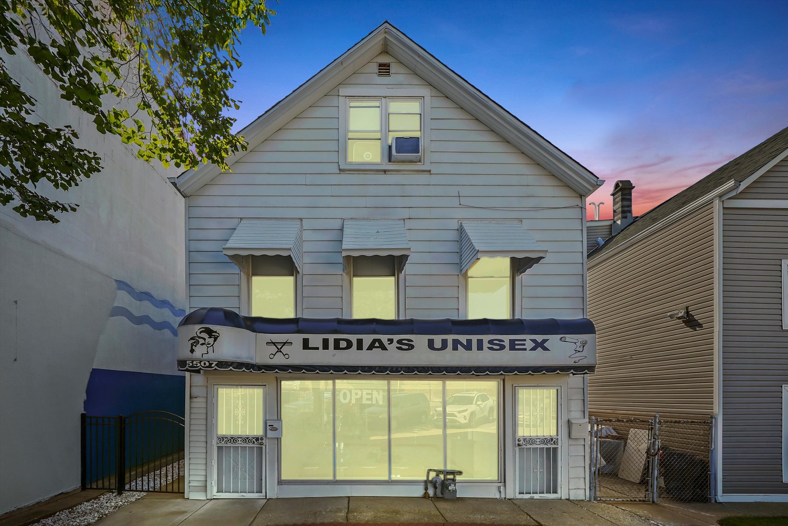 5507 W Cermak Road, Cicero, IL 60804