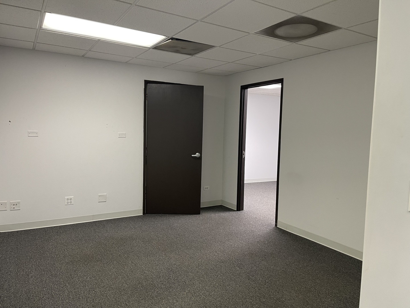 4260 Westbrook Drive #124, Aurora, IL 60504