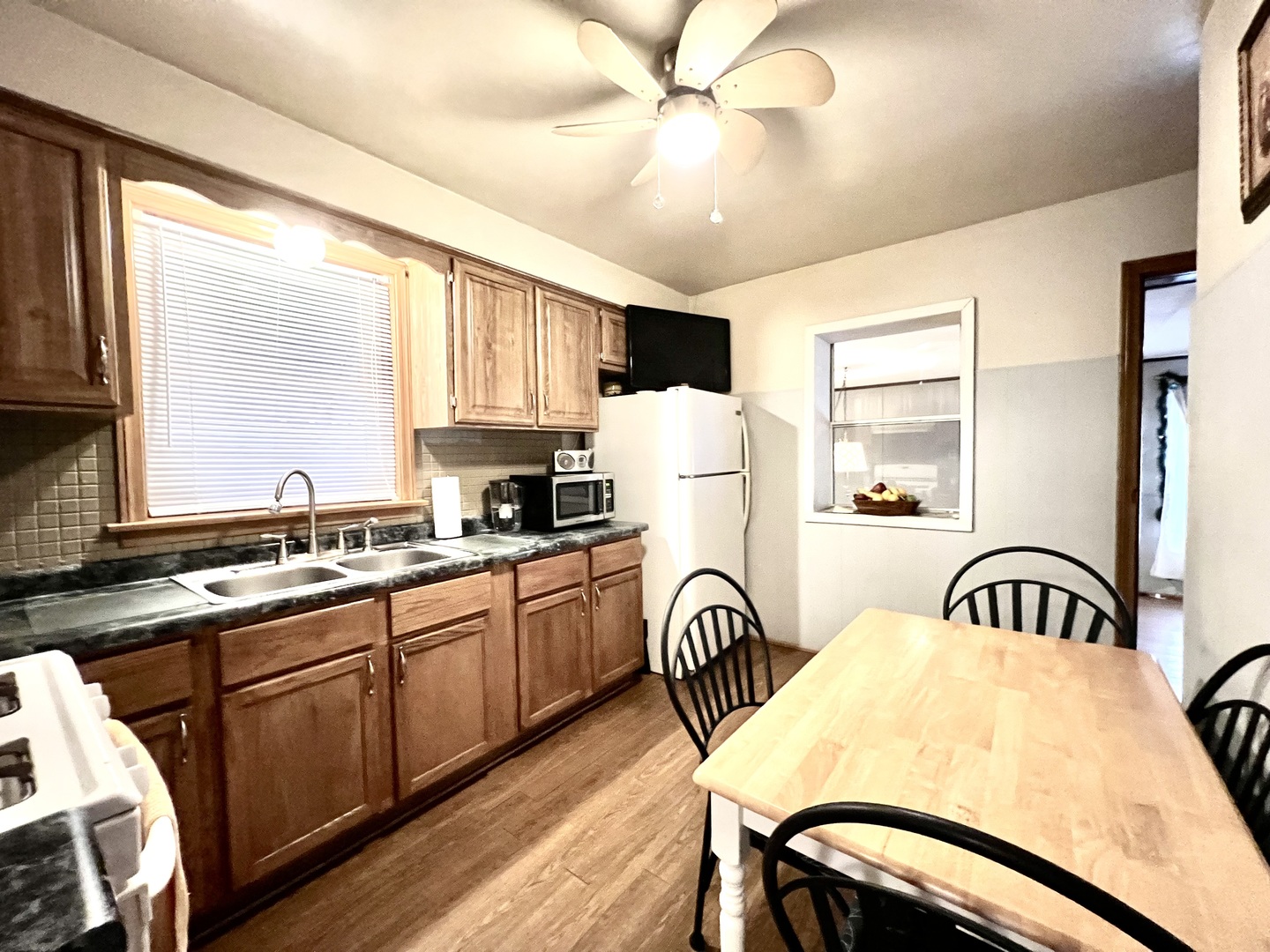 1924 High Street, Blue Island, IL 60406