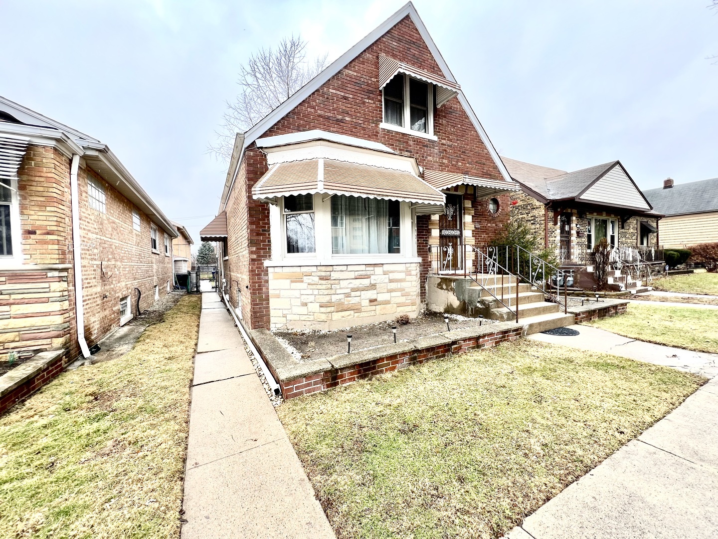 1924 High Street, Blue Island, IL 60406