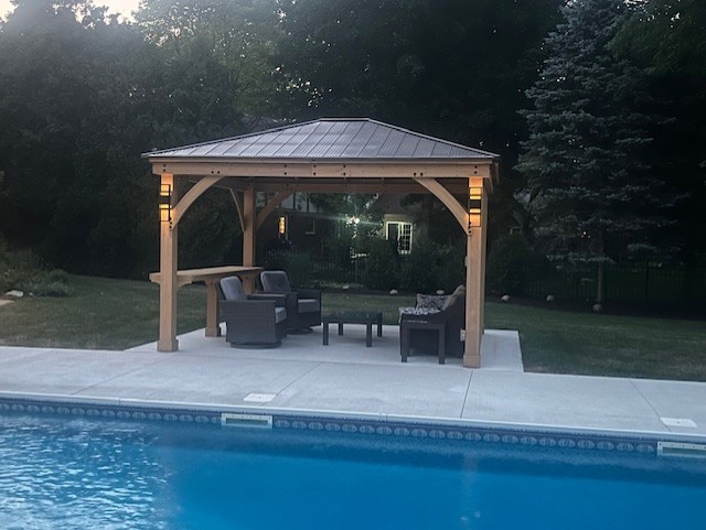 22 Aintree Road, St. Charles, IL 60174