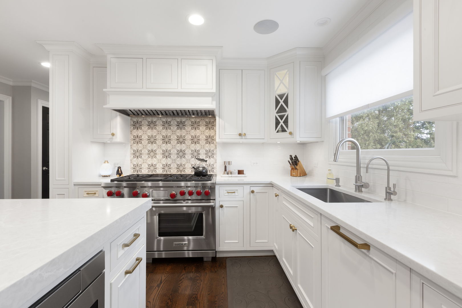 22 Aintree Road, St. Charles, IL 60174