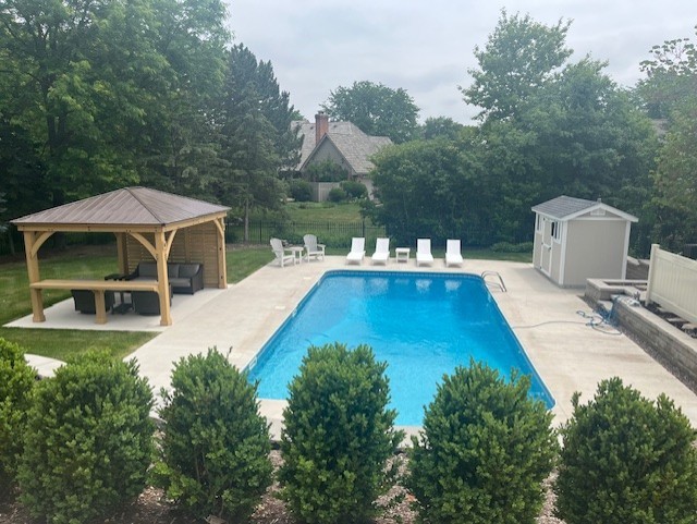 22 Aintree Road, St. Charles, IL 60174