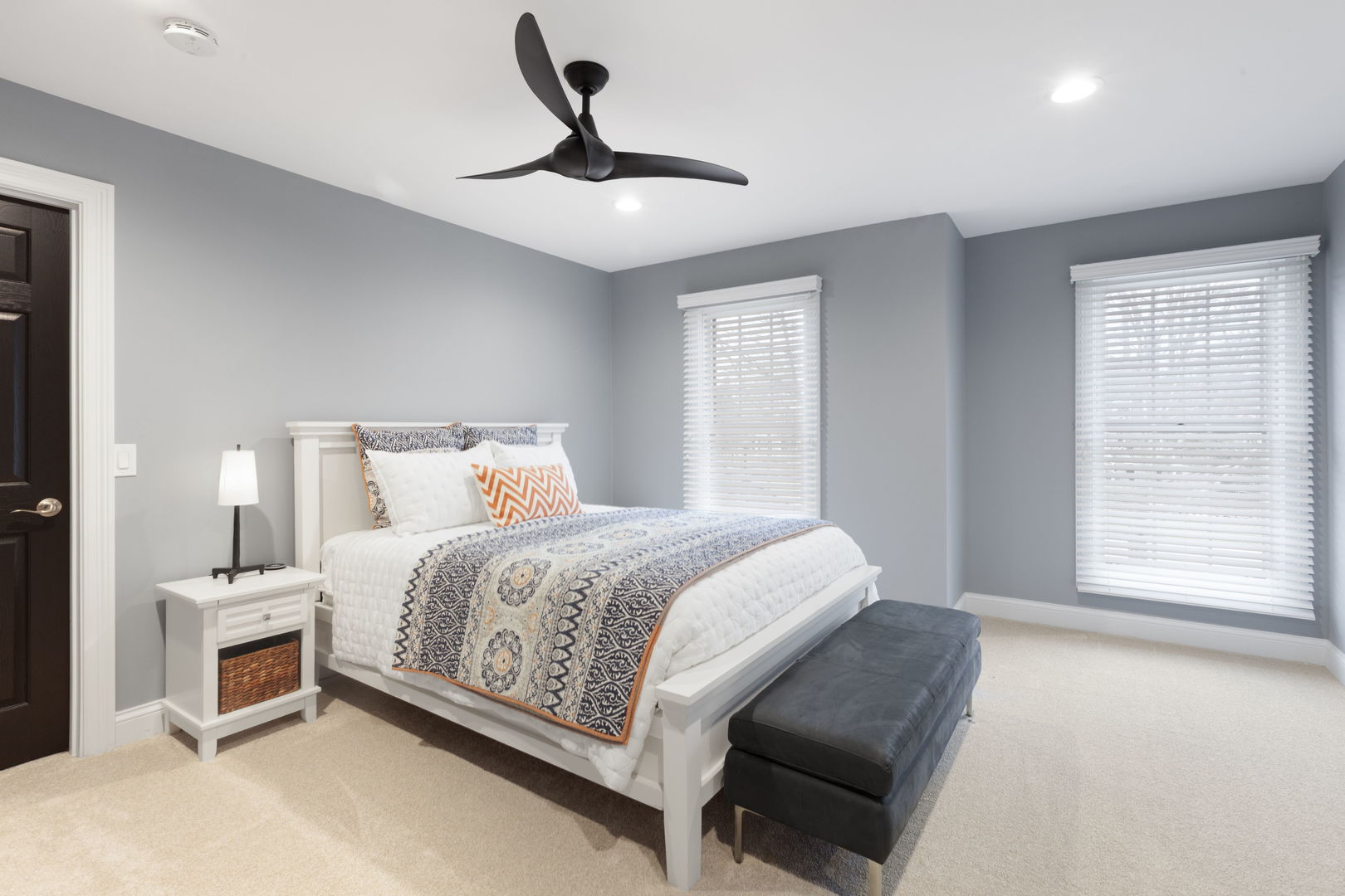 22 Aintree Road, St. Charles, IL 60174