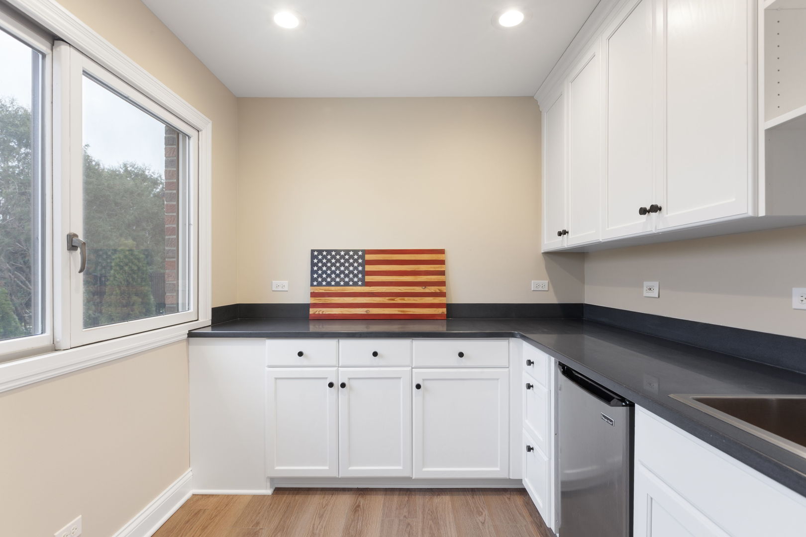 22 Aintree Road, St. Charles, IL 60174