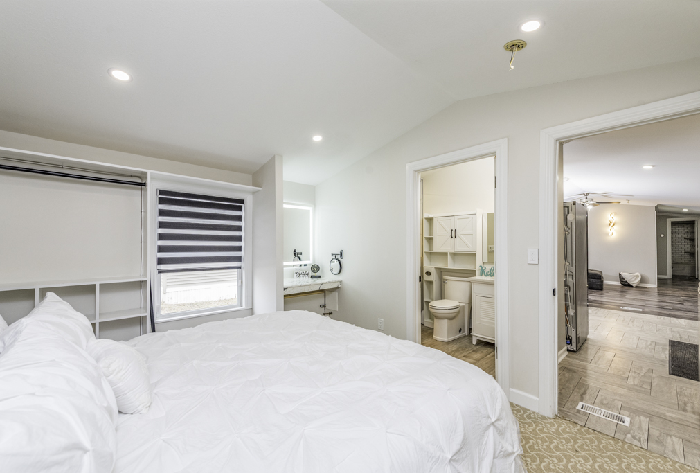 38569 N Sheridan Road #512, Beach Park, IL 60087