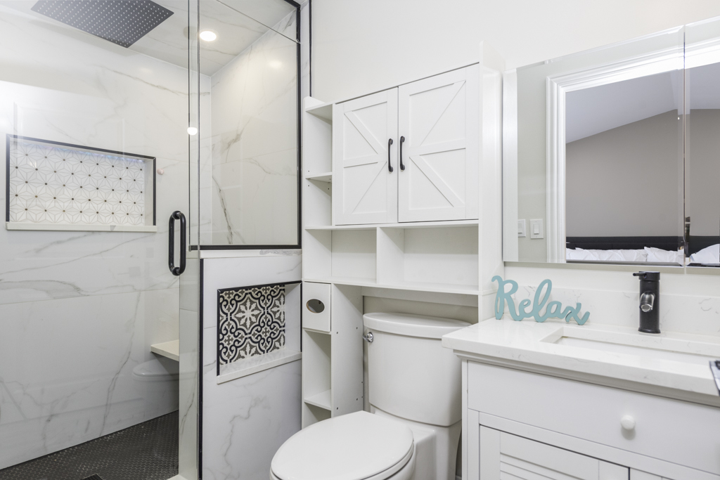 38569 N Sheridan Road #512, Beach Park, IL 60087