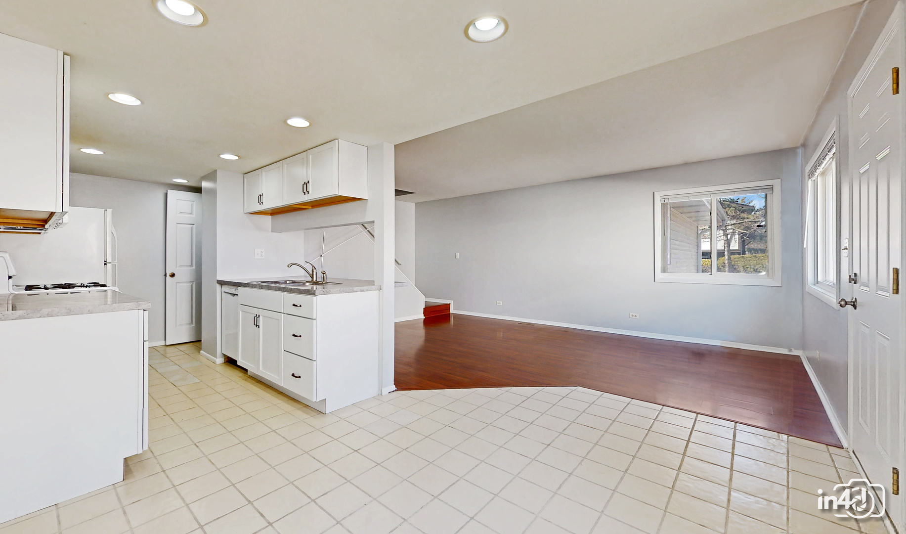 1447 SUTTER Drive, Hanover Park, IL 60133