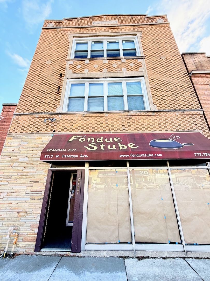 2717 W Peterson Avenue #2, Chicago, IL 60659