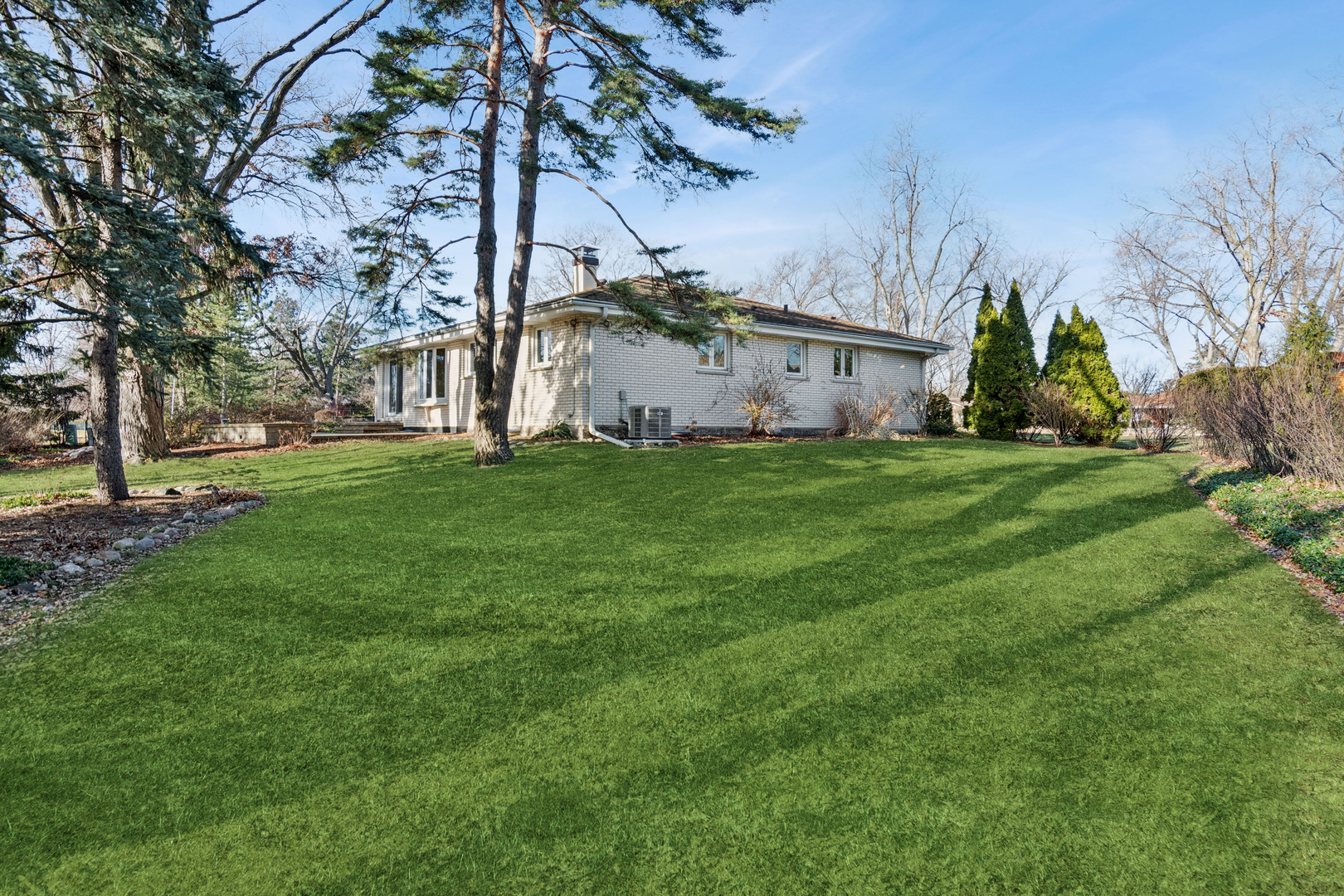 209 Herbert Street, Downers Grove, IL 60515