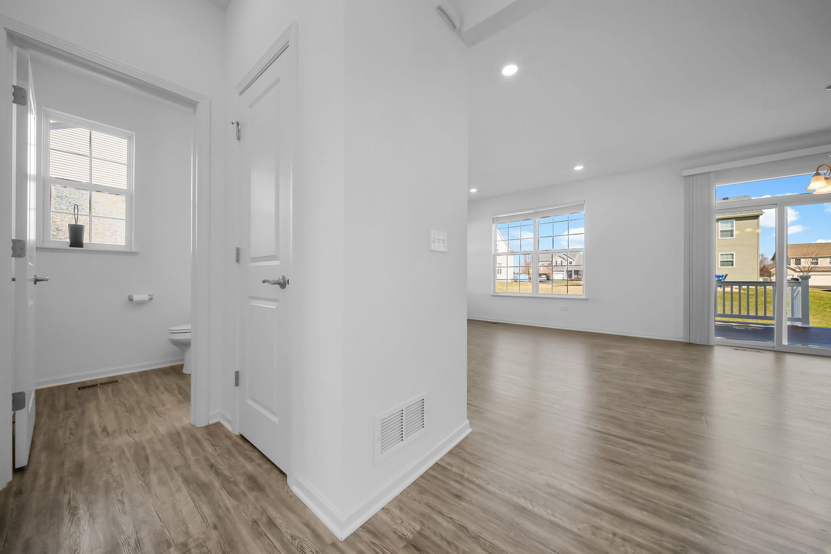 3108 Manchester Drive, Montgomery, IL 60538