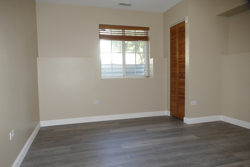 237 S Oak Creek Lane #237, Romeoville, IL 60446