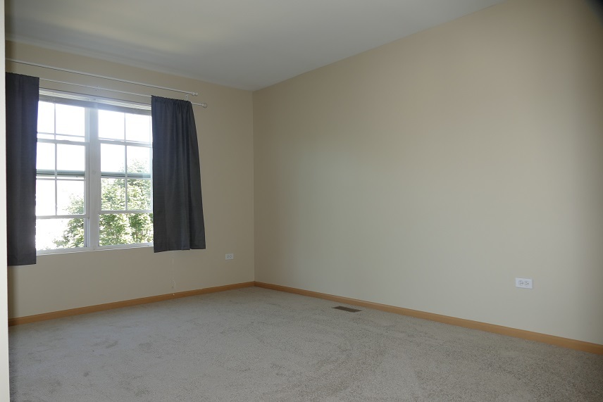 237 S Oak Creek Lane #237, Romeoville, IL 60446