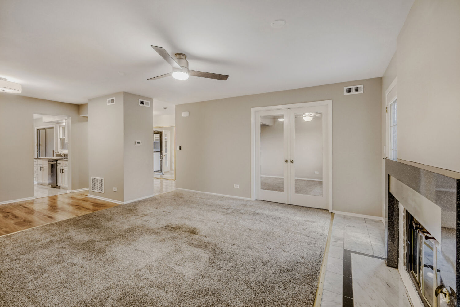 951 Brown Deer Drive, Westmont, IL 60559