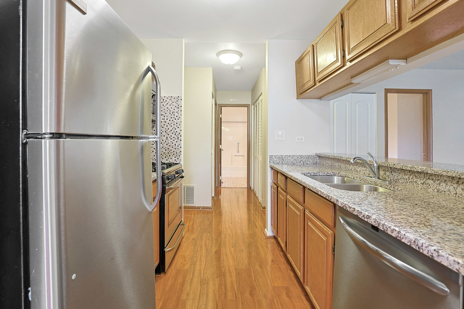 5169 Pembrook Court #5169, Gurnee, IL 60031