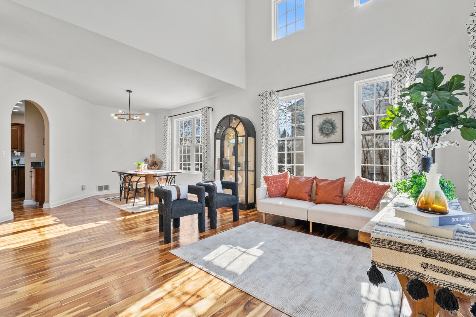 459 Glover Drive, North Aurora, IL 60542