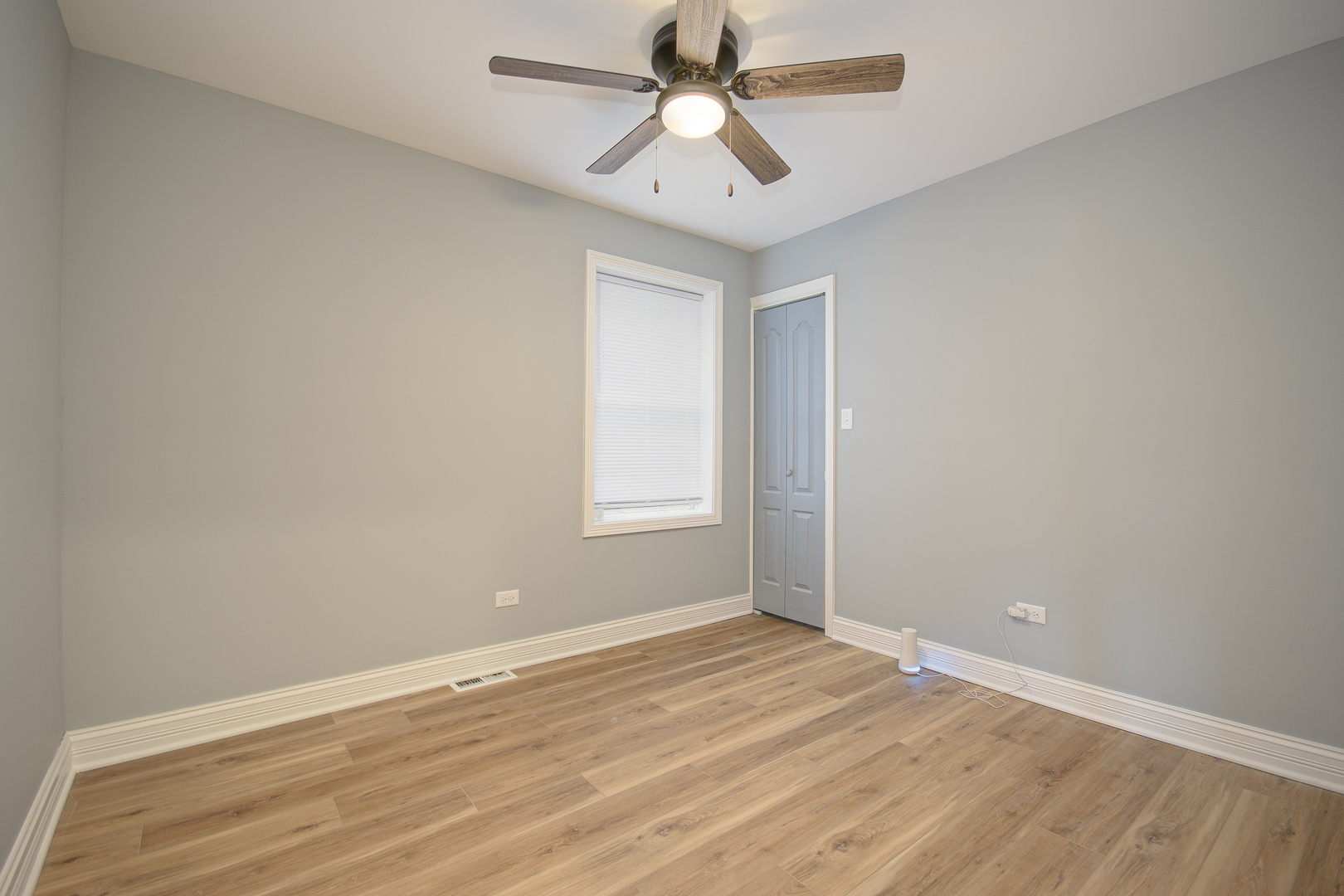 9605 S Greenwood Avenue, Chicago, IL 60628