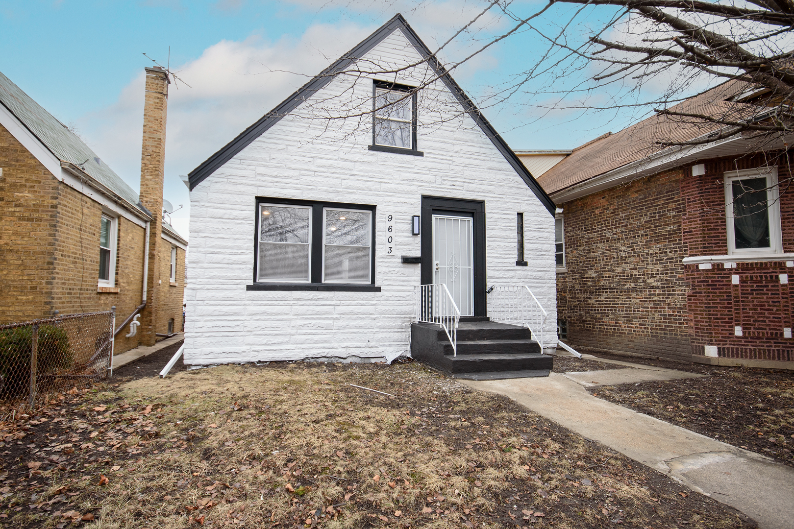 9605 S Greenwood Avenue, Chicago, IL 60628