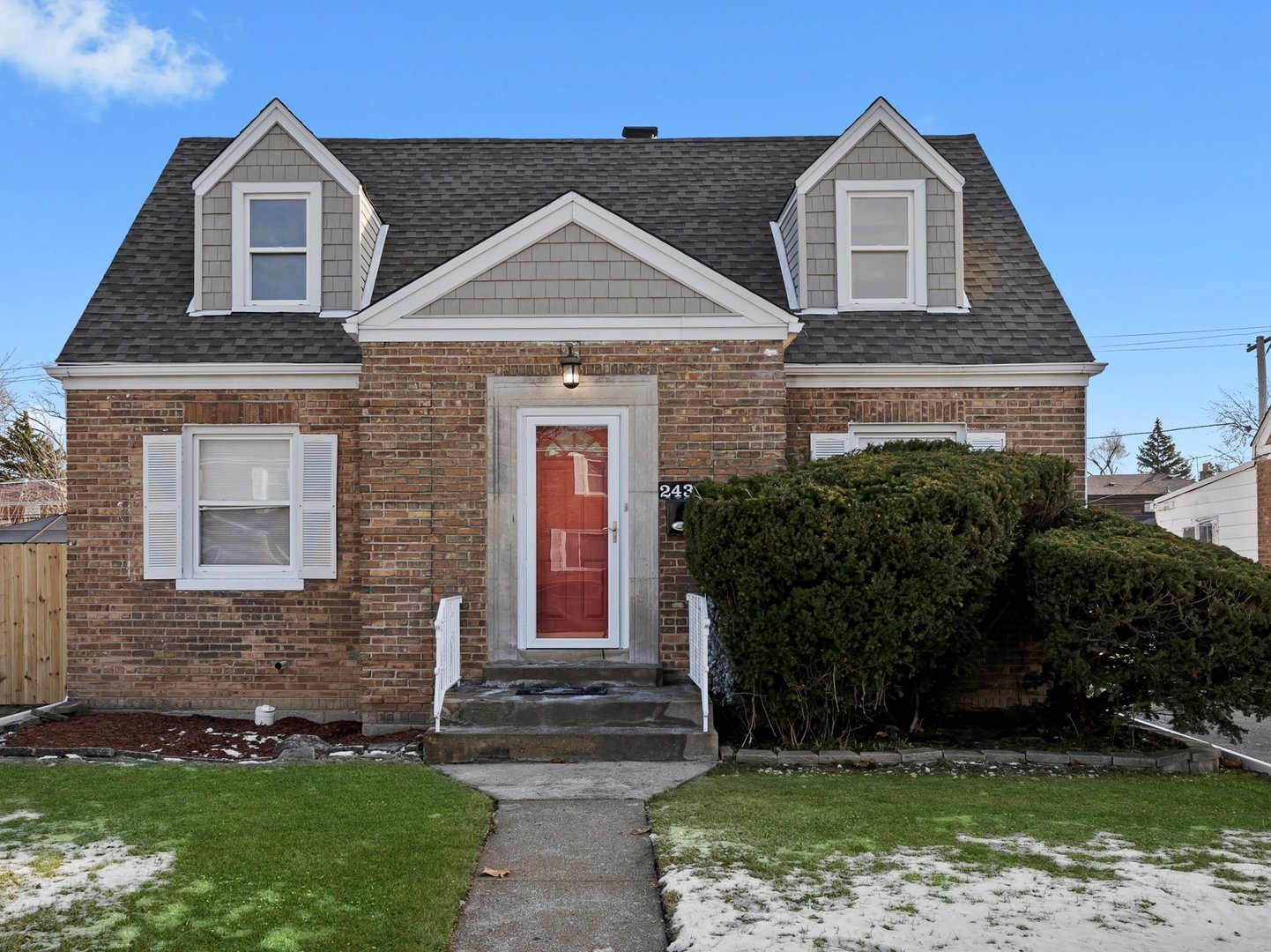 2433 S 17th Avenue, Broadview, IL 60155