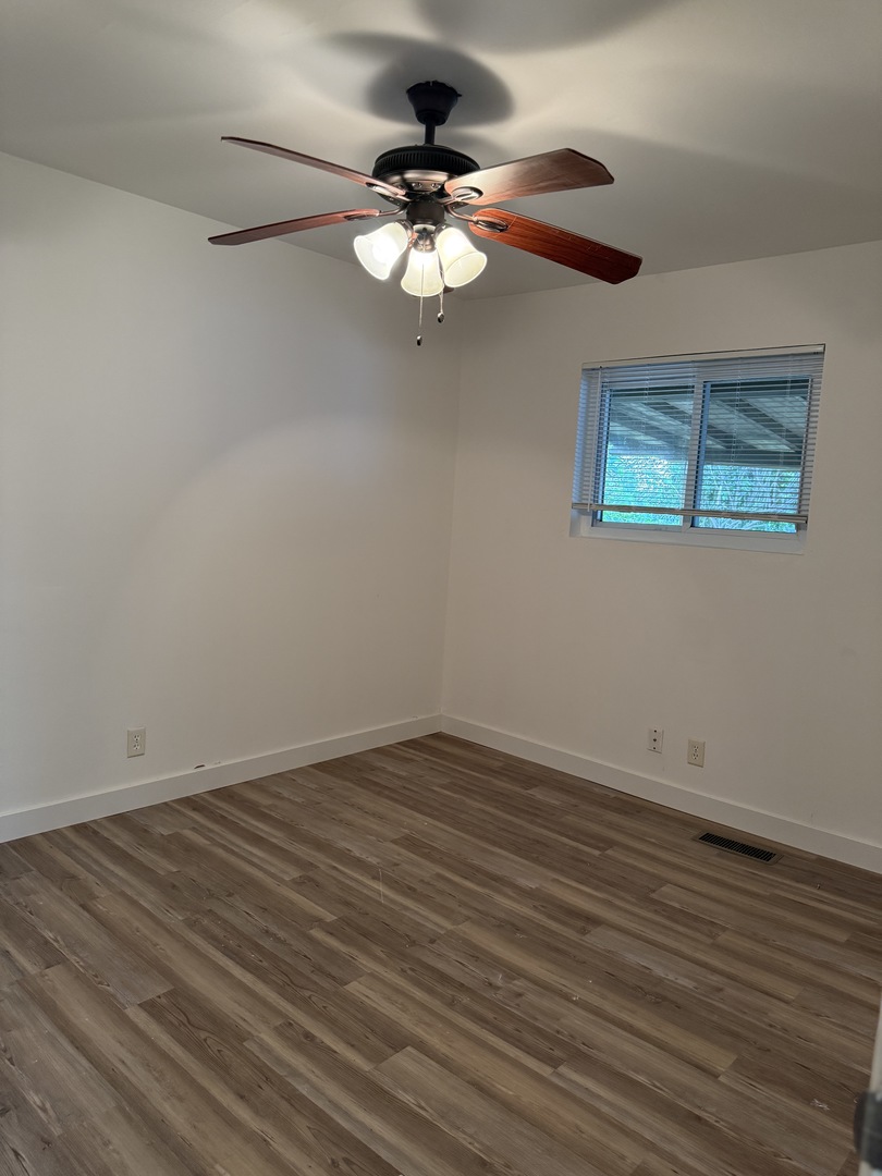 533 Redwood Road, Bolingbrook, IL 60440