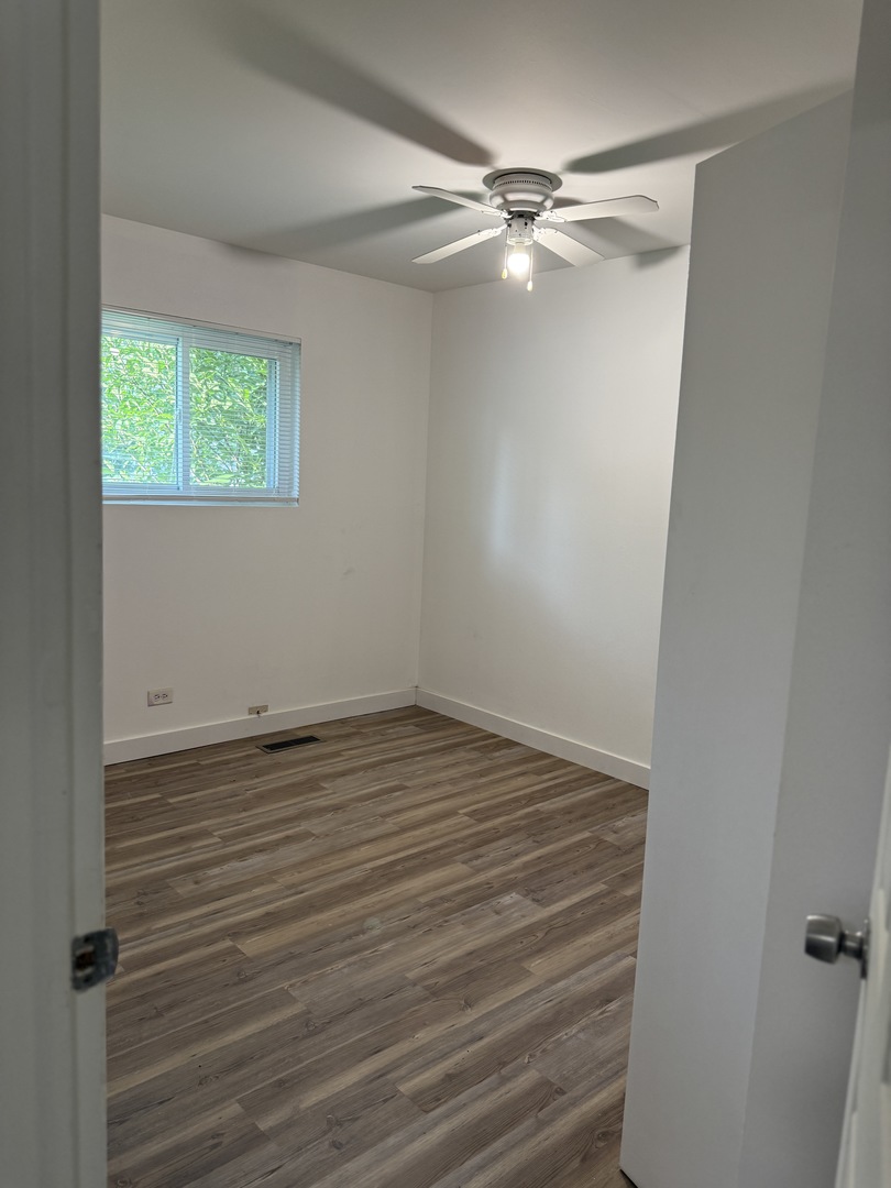 533 Redwood Road, Bolingbrook, IL 60440