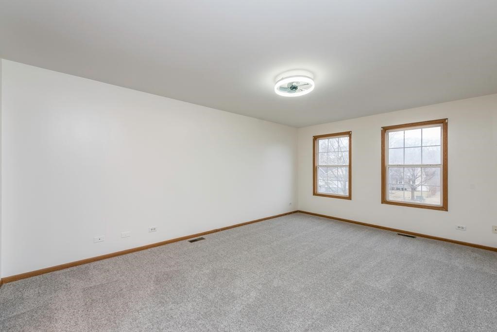 38429 N Creek Court, Beach Park, IL 60087