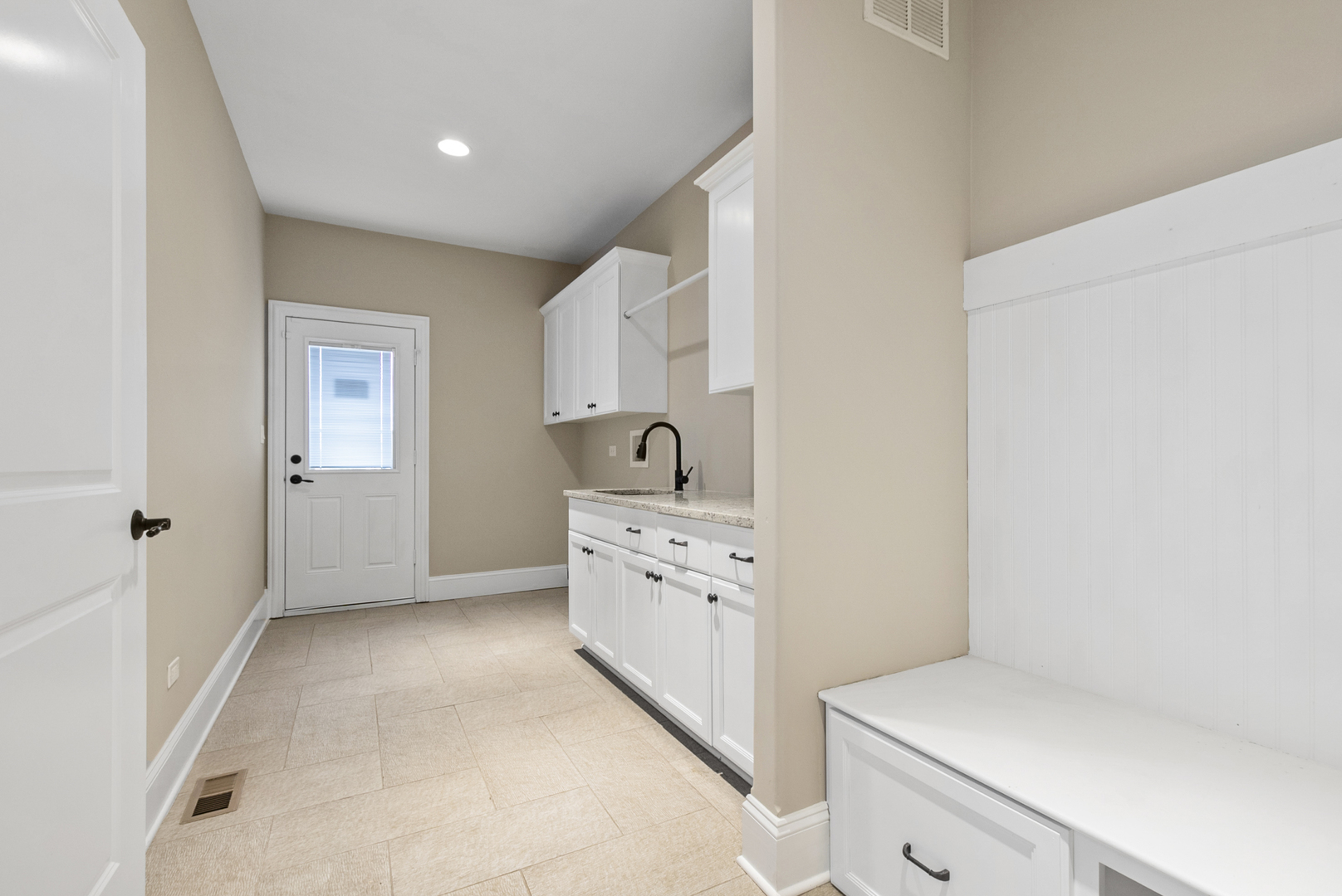 8485 Stone Creek Boulevard, Frankfort, IL 60423