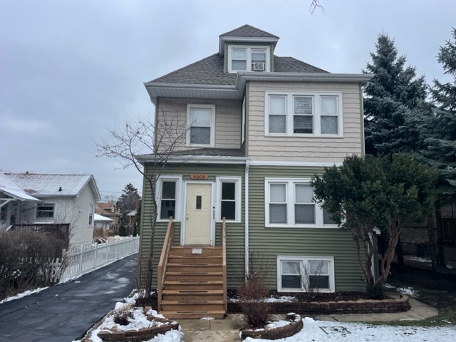 6209 N Newark Avenue #2, Chicago, IL 60631