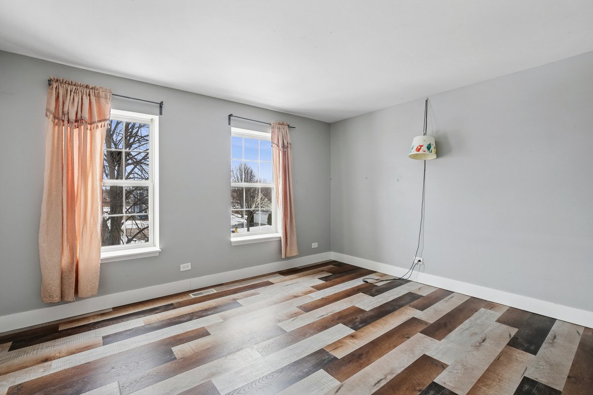 1297 Holly Court, Antioch, IL 60002