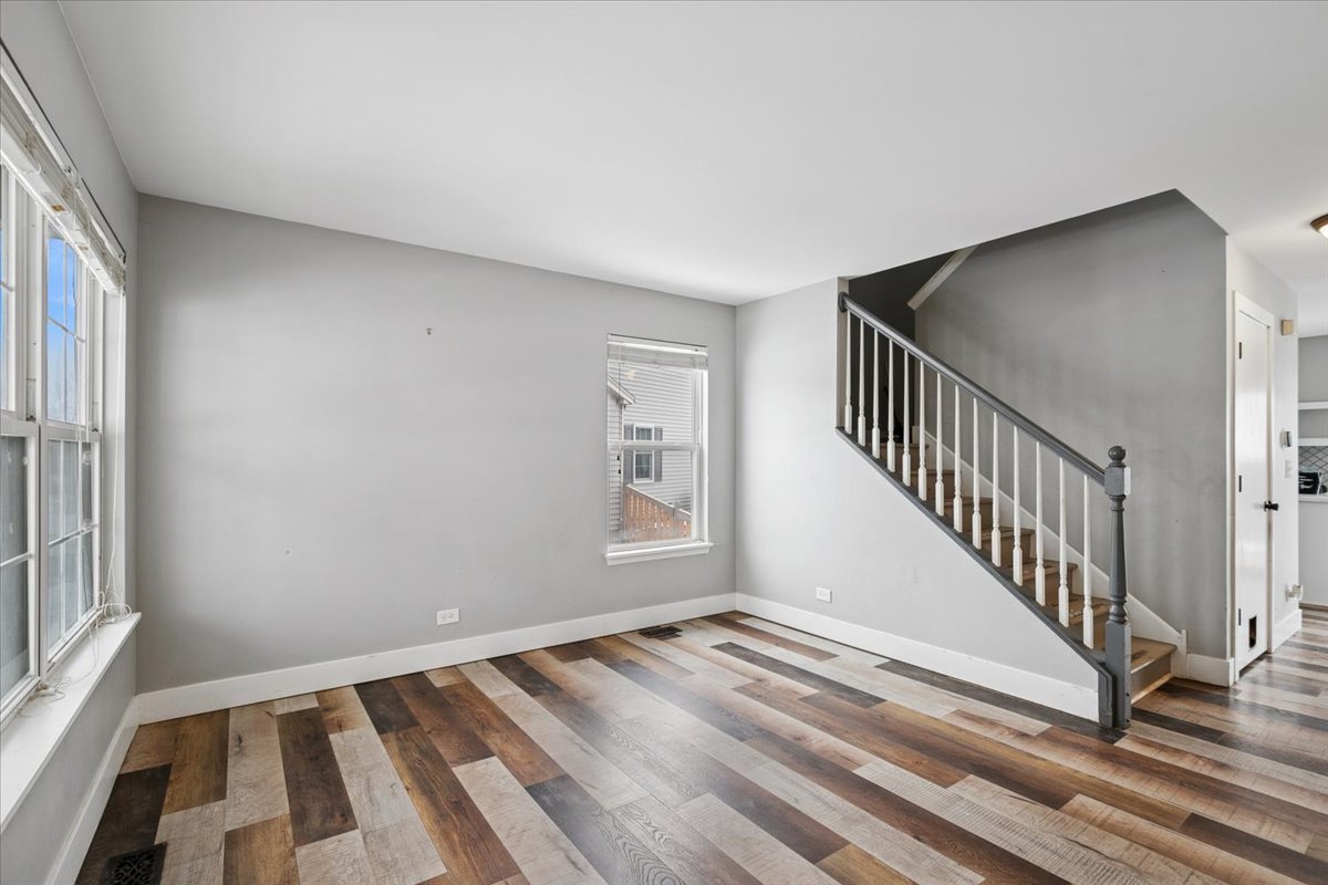 1297 Holly Court, Antioch, IL 60002