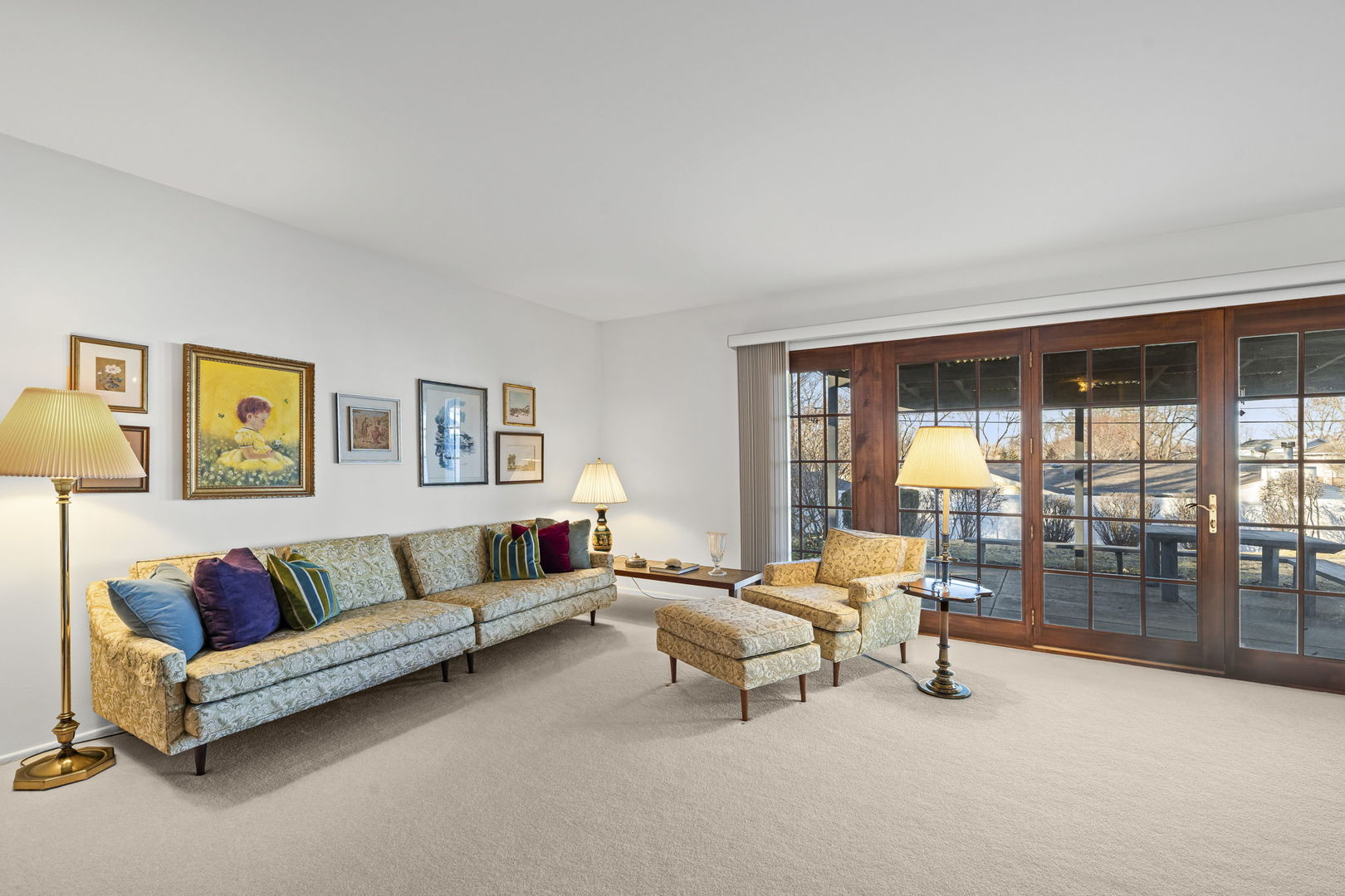 670 Edgemont Lane, Hoffman Estates, IL 60169