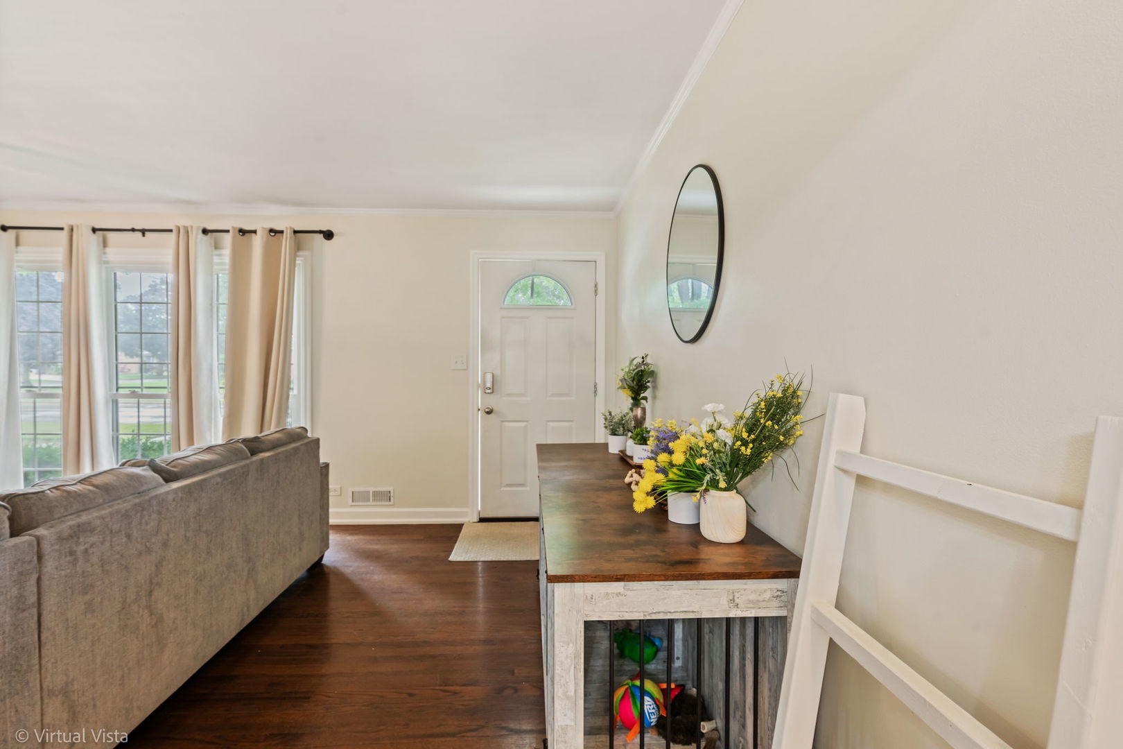 1181 Hiawatha Drive, Elgin, IL 60120