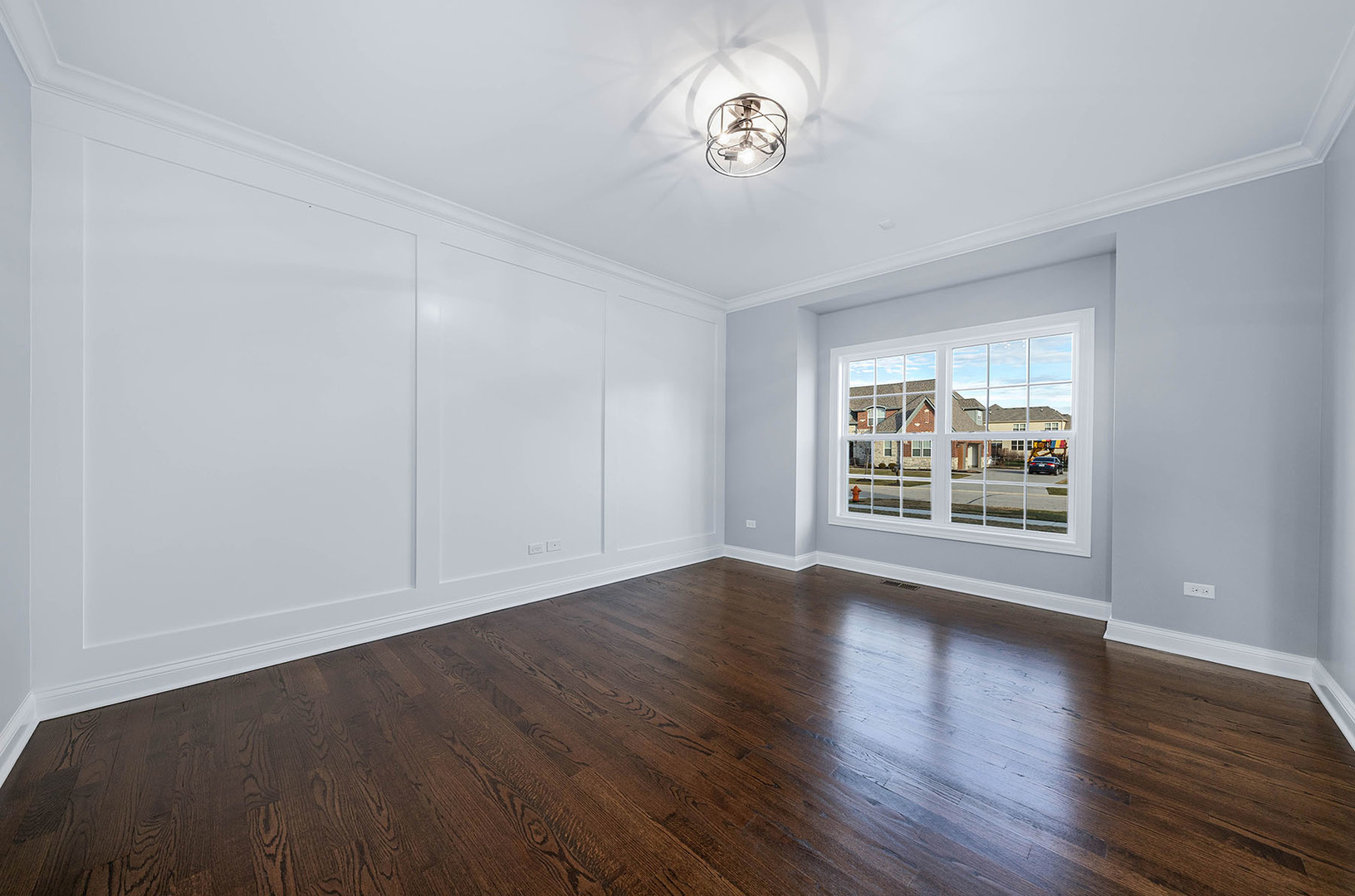 2004 Oldfield Road, Darien, IL 60561