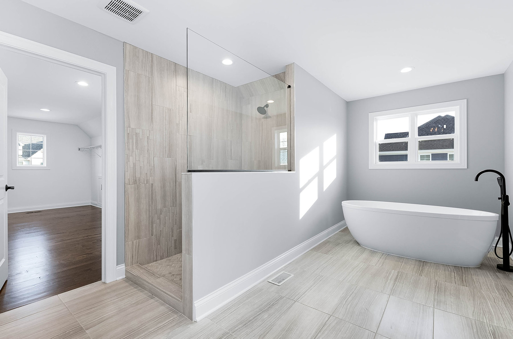 2004 Oldfield Road, Darien, IL 60561