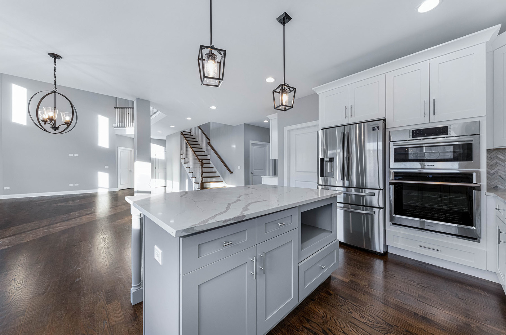 2004 Oldfield Road, Darien, IL 60561