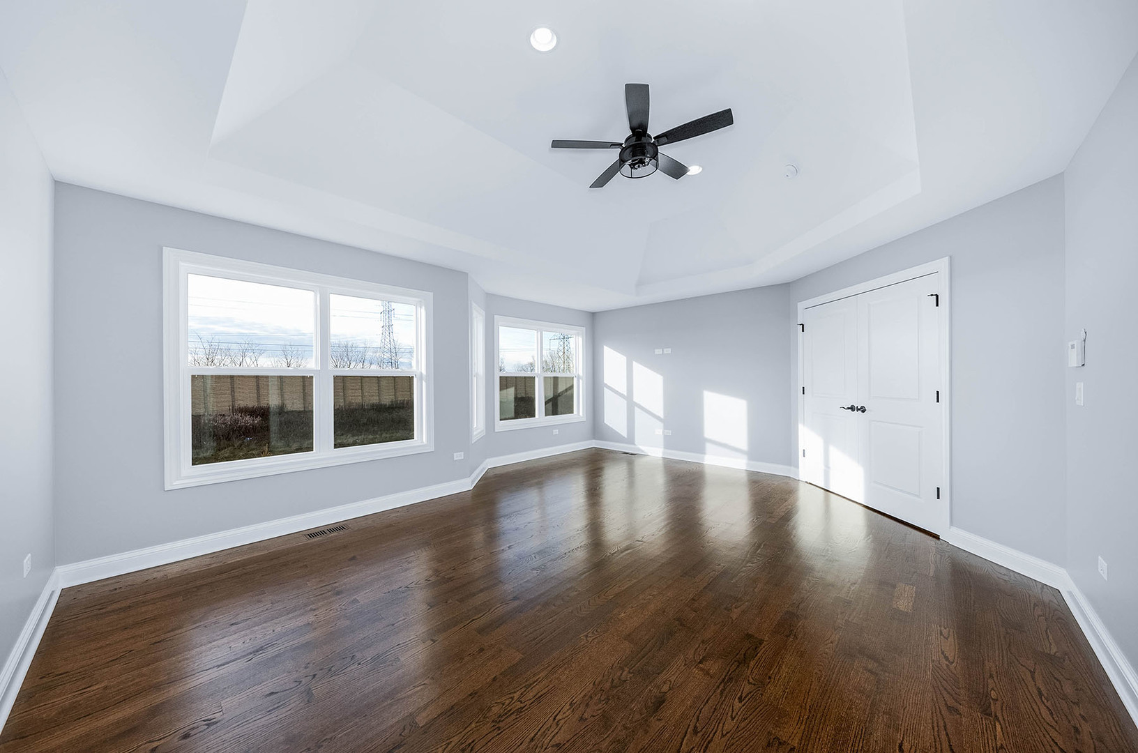 2004 Oldfield Road, Darien, IL 60561