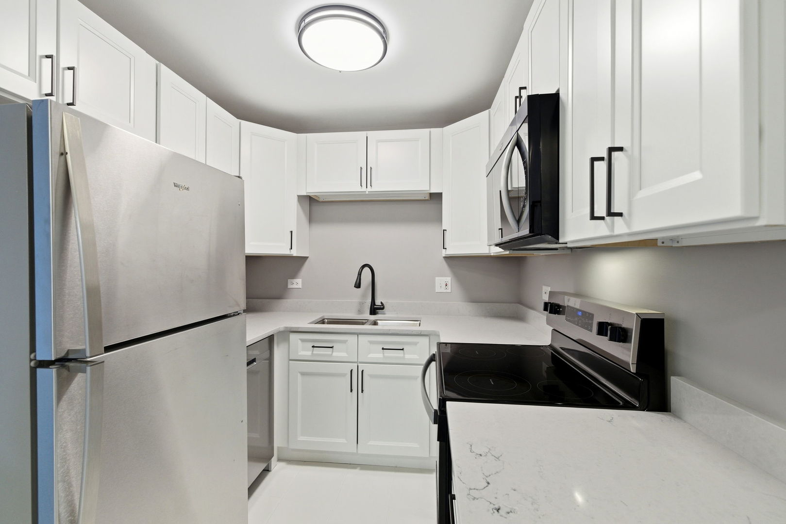 2800 Light Road #102, Oswego, IL 60543