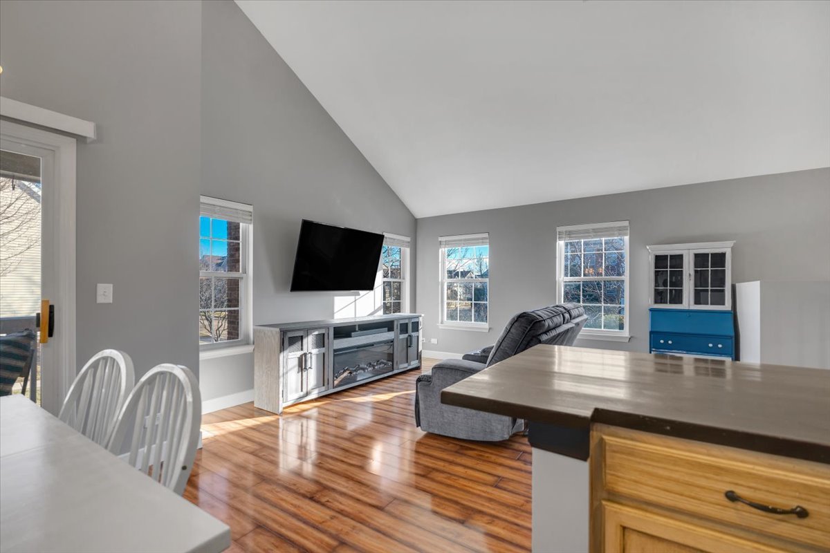 536 Richard Brown Boulevard, Volo, IL 60073