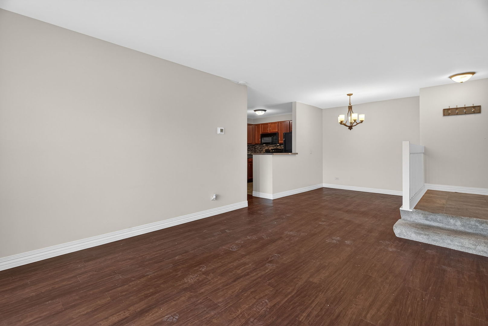 1312 MC DOWELL Road #103, Naperville, IL 60563