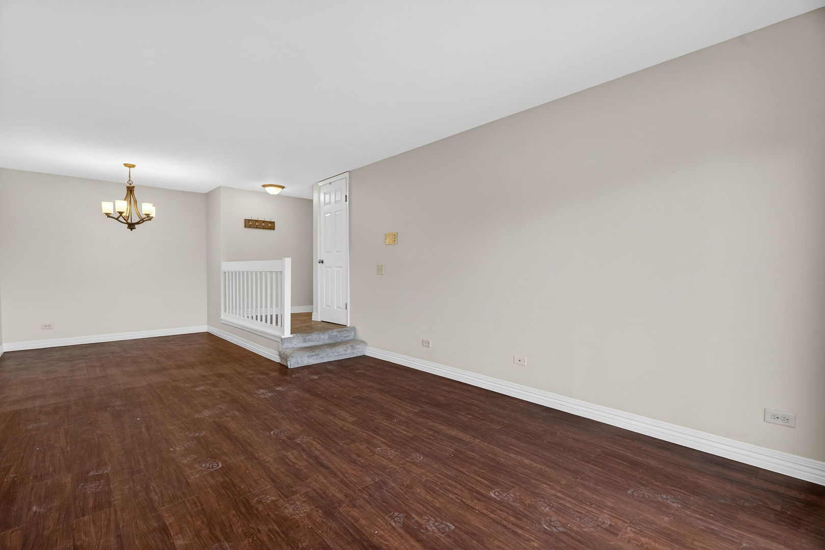 1312 MC DOWELL Road #103, Naperville, IL 60563