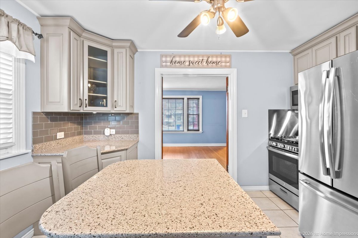 9603 S Albany Avenue, Evergreen Park, IL 60805