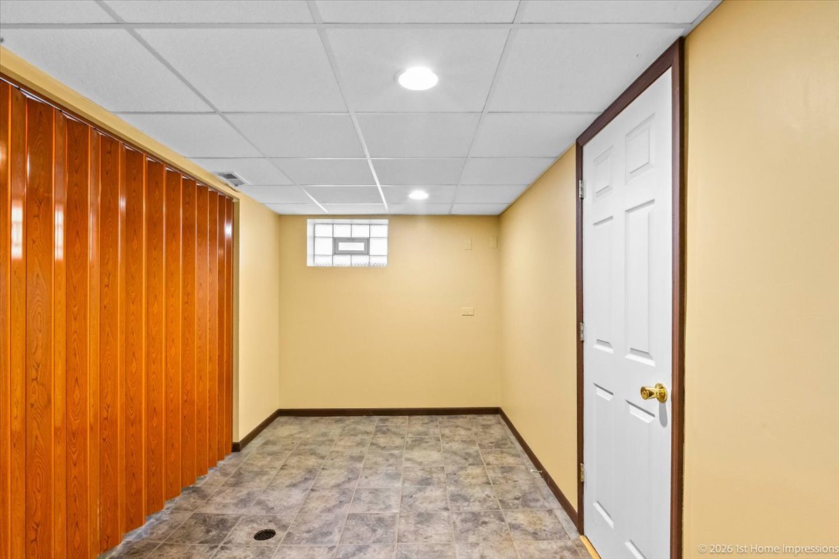 9603 S Albany Avenue, Evergreen Park, IL 60805