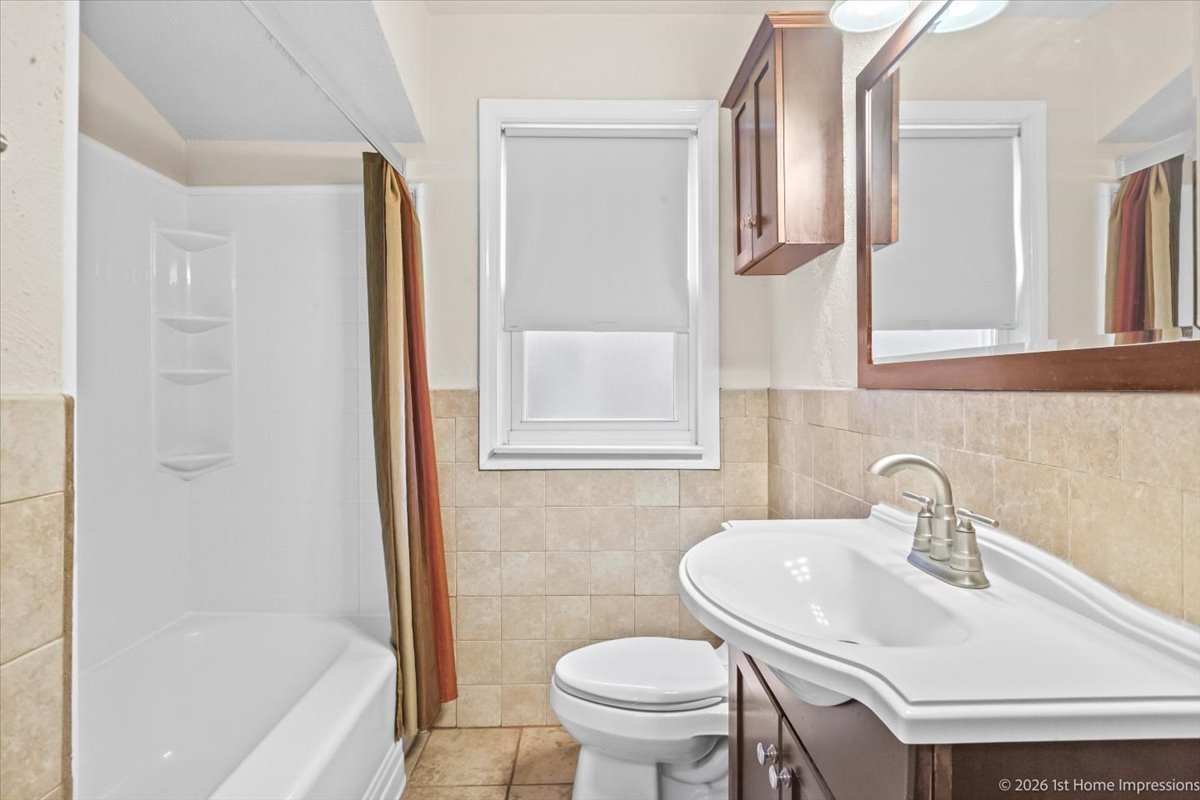 9603 S Albany Avenue, Evergreen Park, IL 60805