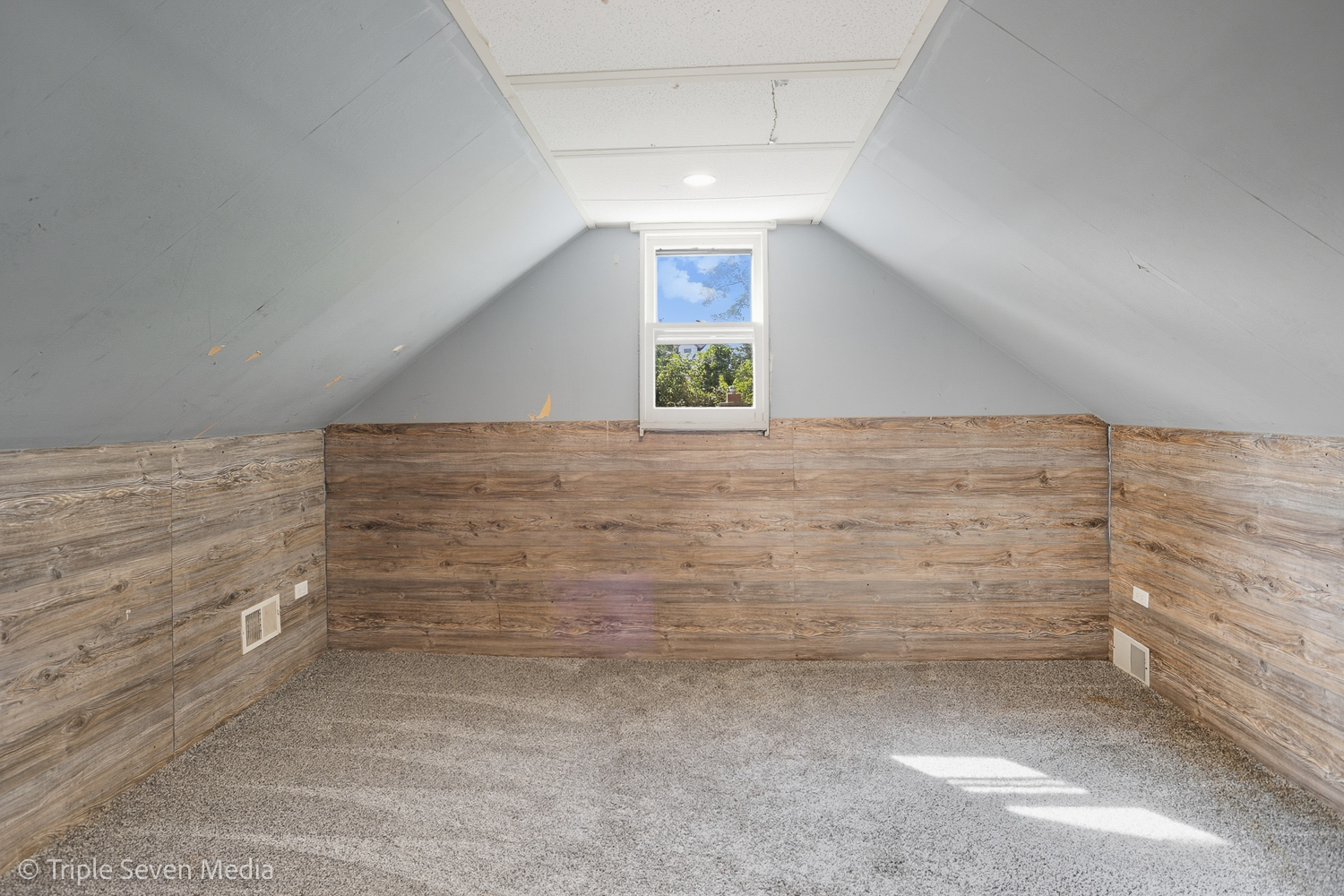 11307 German Church Road, Willow Springs, IL 60480