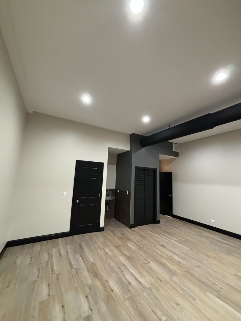 5033 S Cicero Avenue #1, Chicago, IL 60632