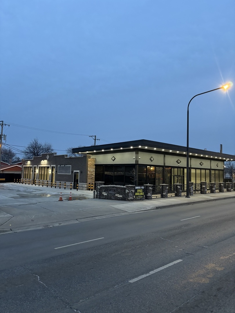 5033 S Cicero Avenue #1, Chicago, IL 60632